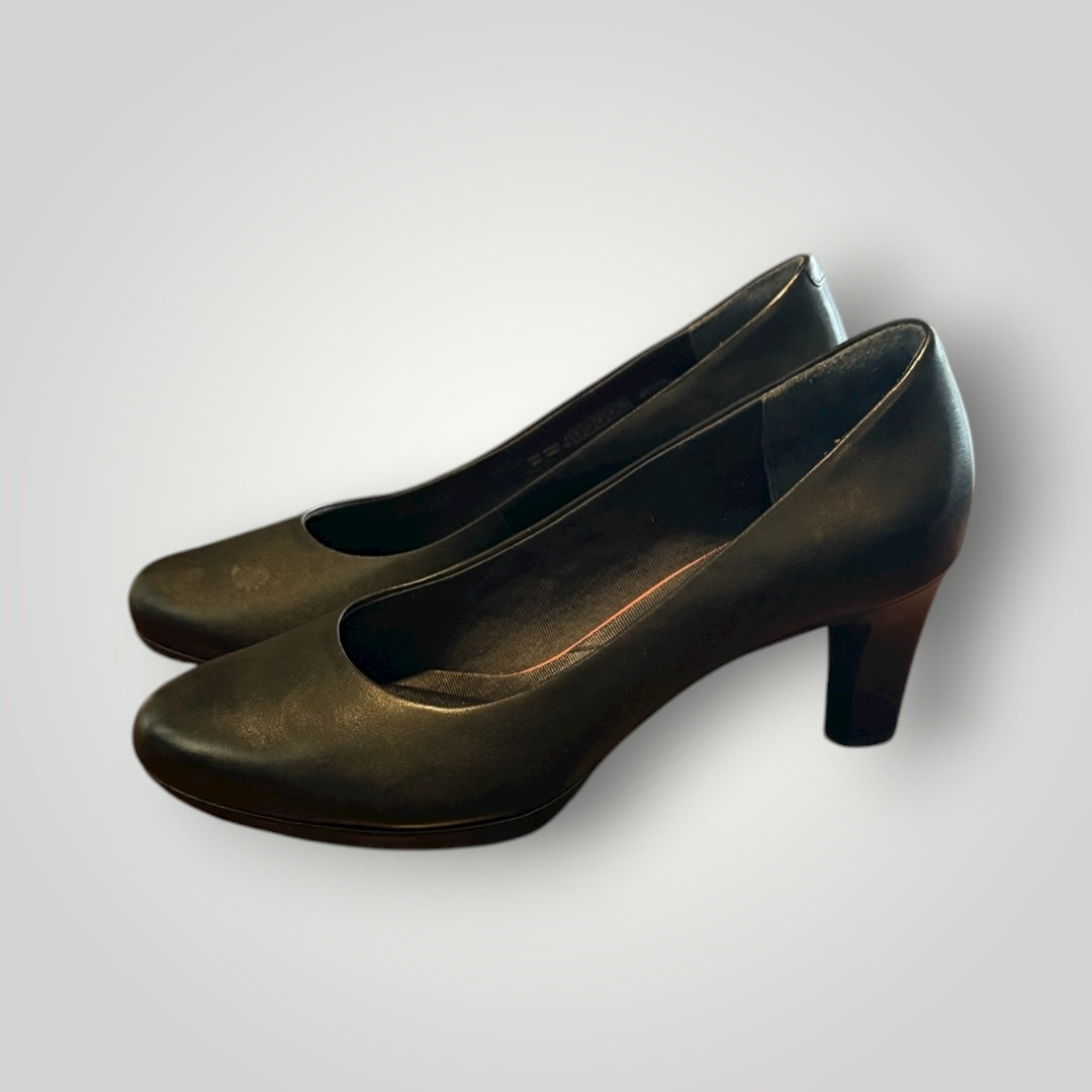 Rockport Black Leather Classic Heels Size 9 NEW